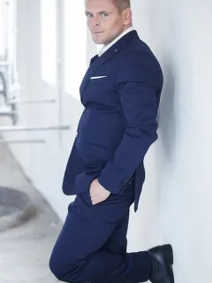 The Return of Tailoring: Sharp Suits & Separates in 2025 - Cover Image