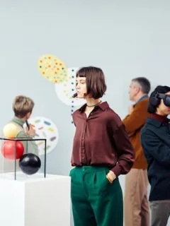 US Fashion Retail Trends: Experiential Shopping at Fashion Events in 2025 - Cover Image