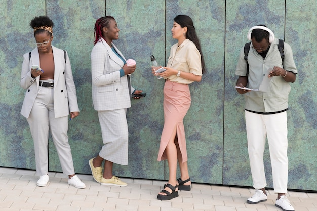 US Fashion Consumer Behavior: Trends & Purchases at Fashion Events