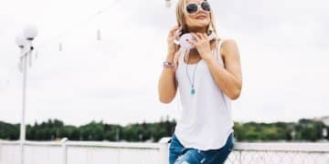 The Power of Accessories: Elevate Your Look on a Budget (US Edition) - Cover Image